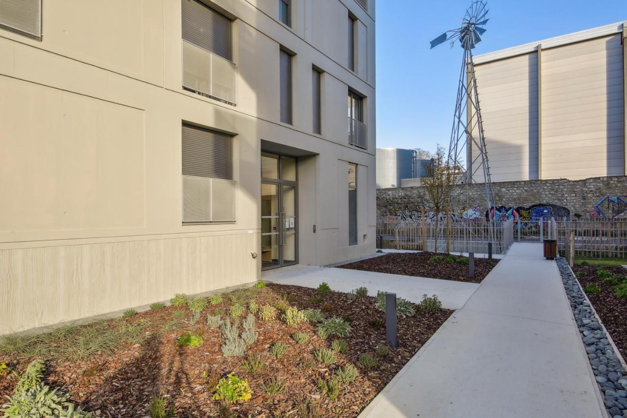 Appartamento Chic Apart With Balcony Near Paris Ivry-sur-Seine Esterno foto
