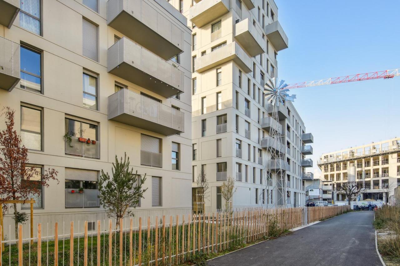 Appartamento Chic Apart With Balcony Near Paris Ivry-sur-Seine Esterno foto