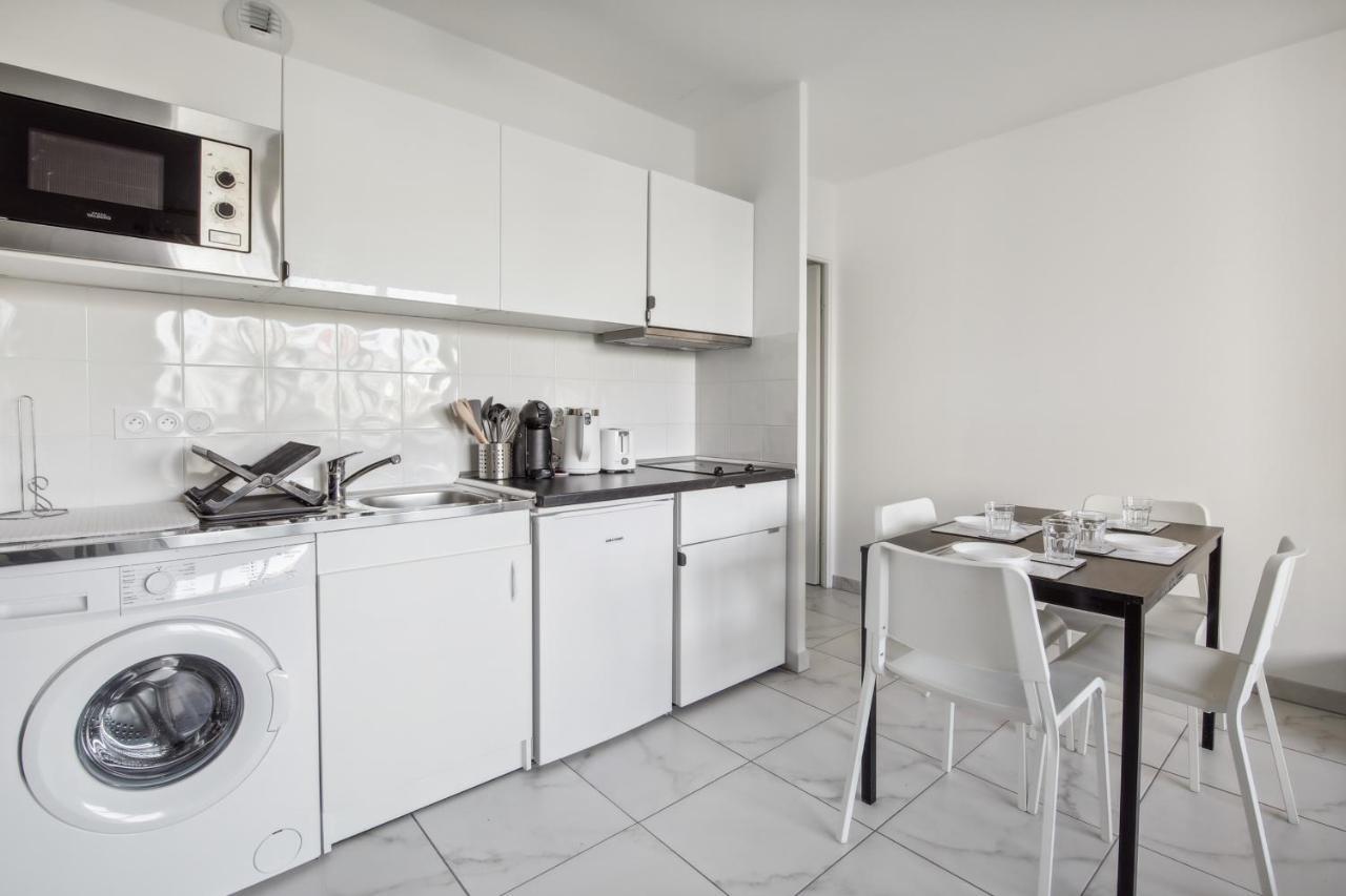 Appartamento Chic Apart With Balcony Near Paris Ivry-sur-Seine Esterno foto
